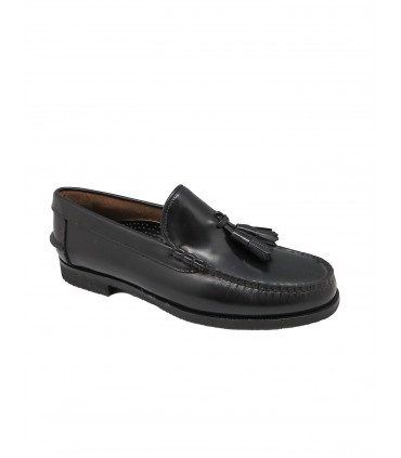 Black tassel loafer José Luis Deza