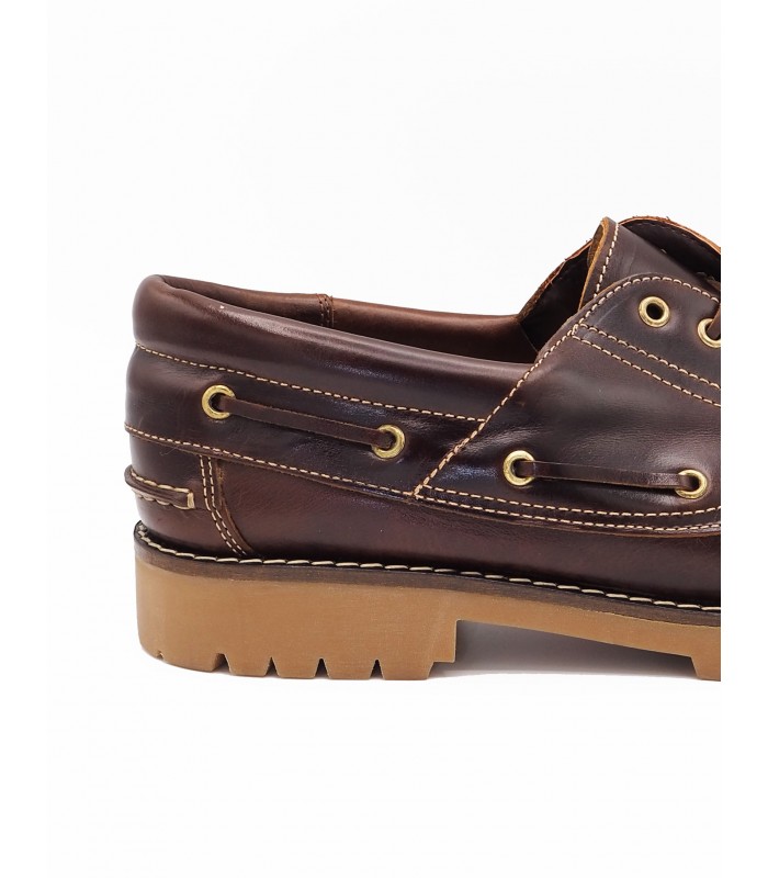 Brown leather boat shoe José Luis Deza