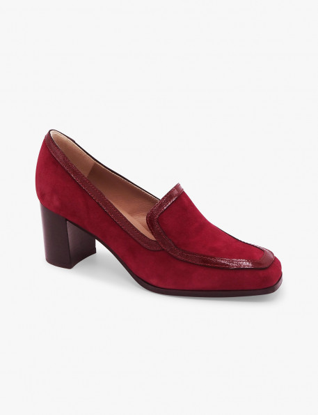 Cherry red suede shoe - image 2