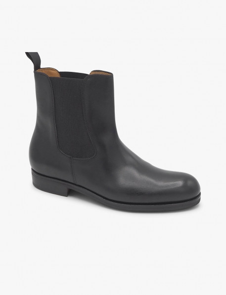 Black elastic ankle boot
