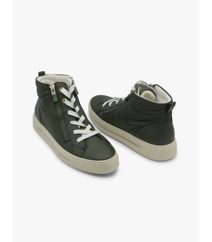 Zapatilla  courtyard verde