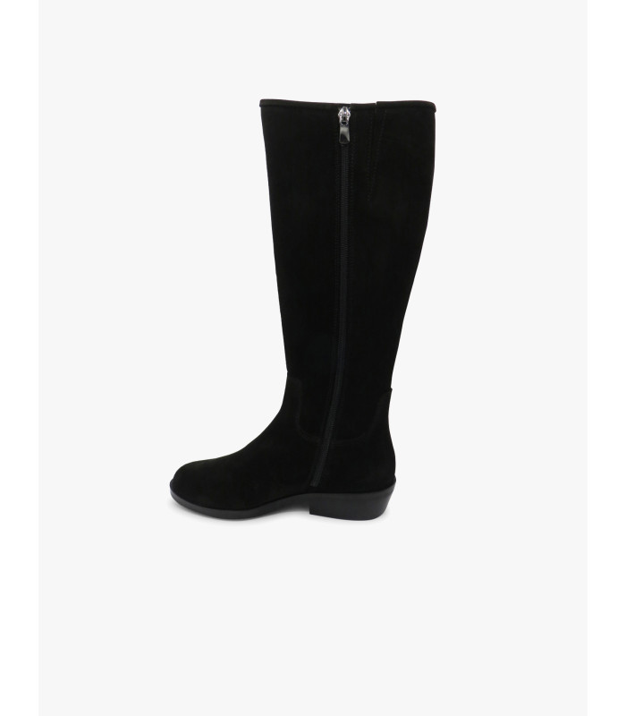 Black plush boot - image 4