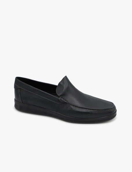Mocasín negro