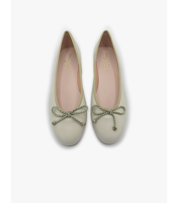 Bailarina beige