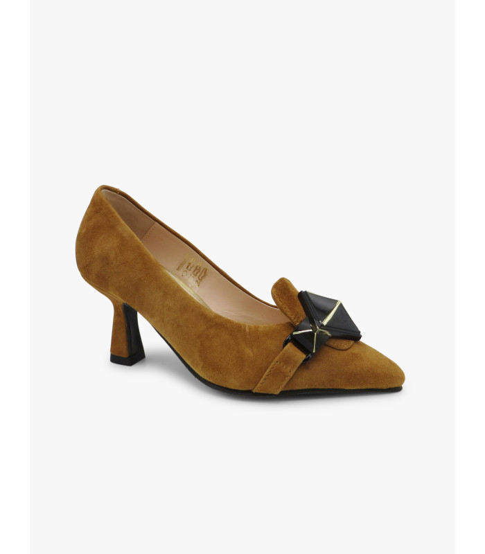 Cognac court shoe Laura Deza