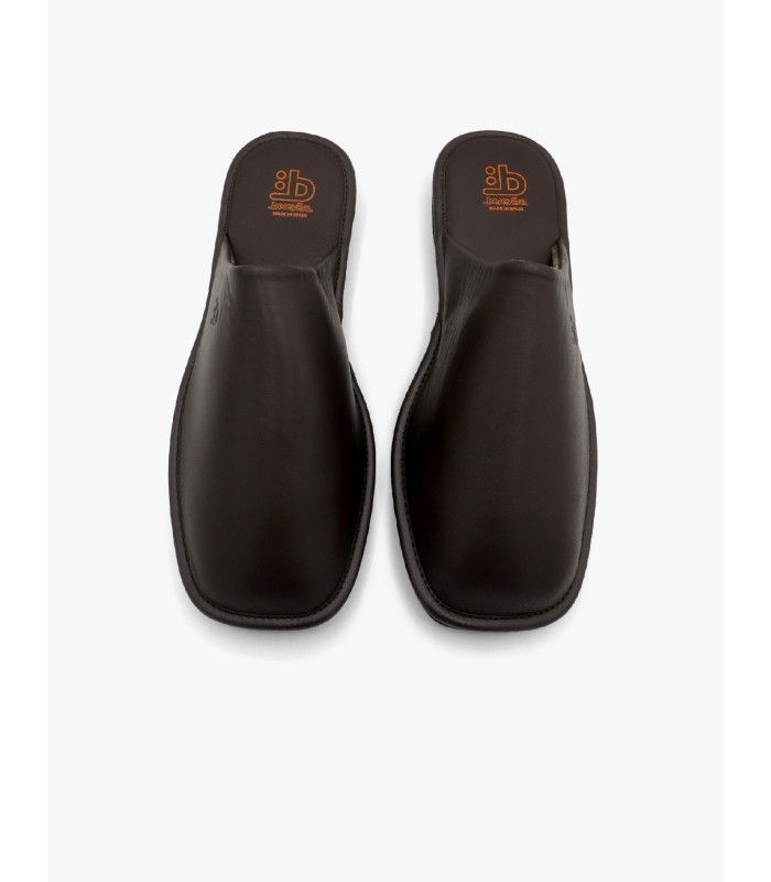 Brown slipper Berevere