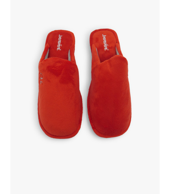 Red slipper Berevere