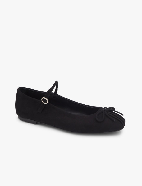 Black suede Mary Janes Dansi