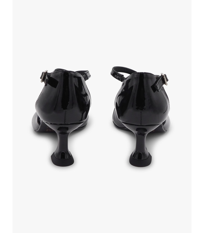 Salón cruzado charol