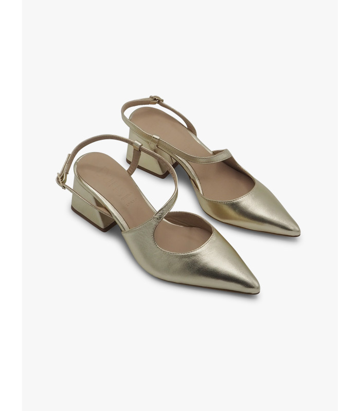 Zapato cruzado dorado