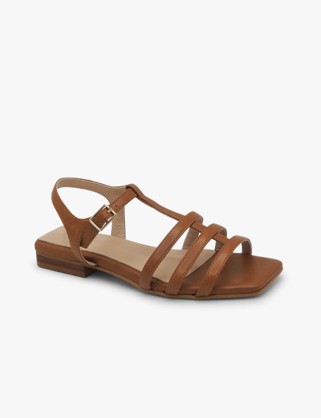 Sandalia tiras cuero