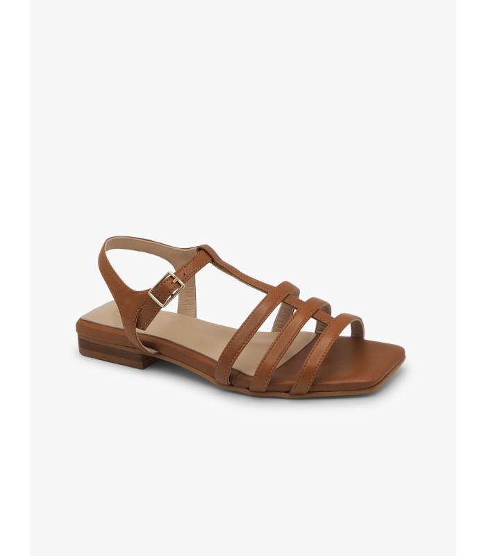 Sandalia tiras cuero