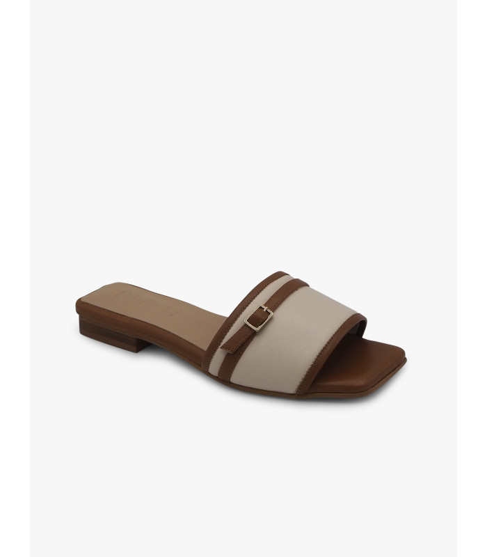 White flat sandal Dansi