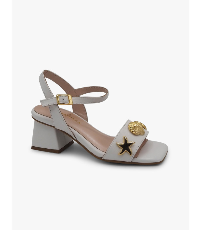 White sandal Laura Deza
