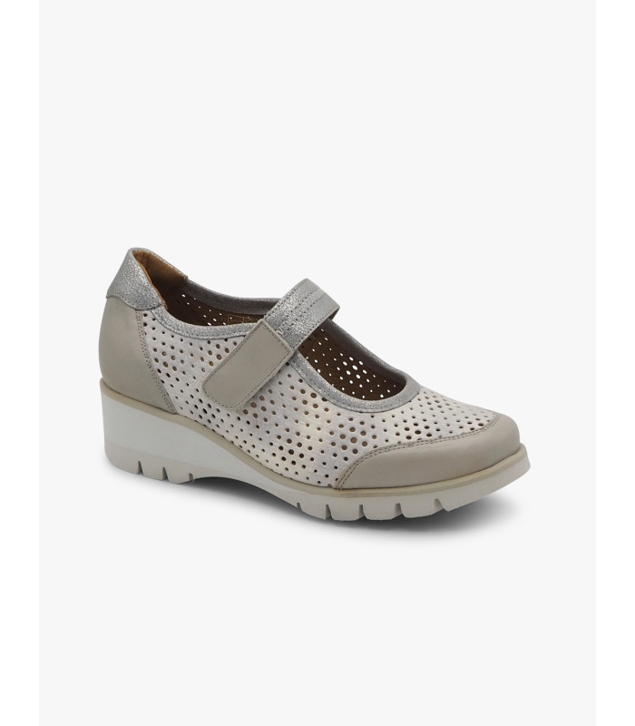 Pearl Mary Janes PieSanto