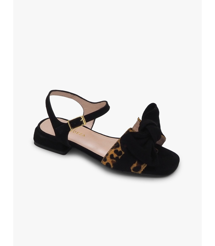 Black suede sandal Laura Deza