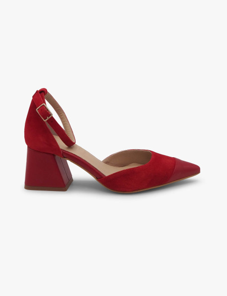 Zapato ante rojo