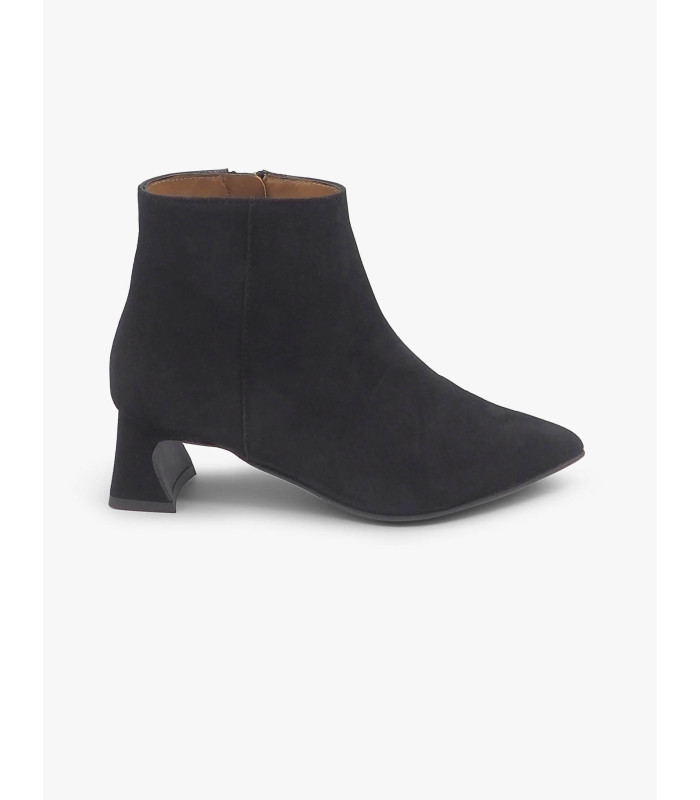 Black ankle boot Laura Deza