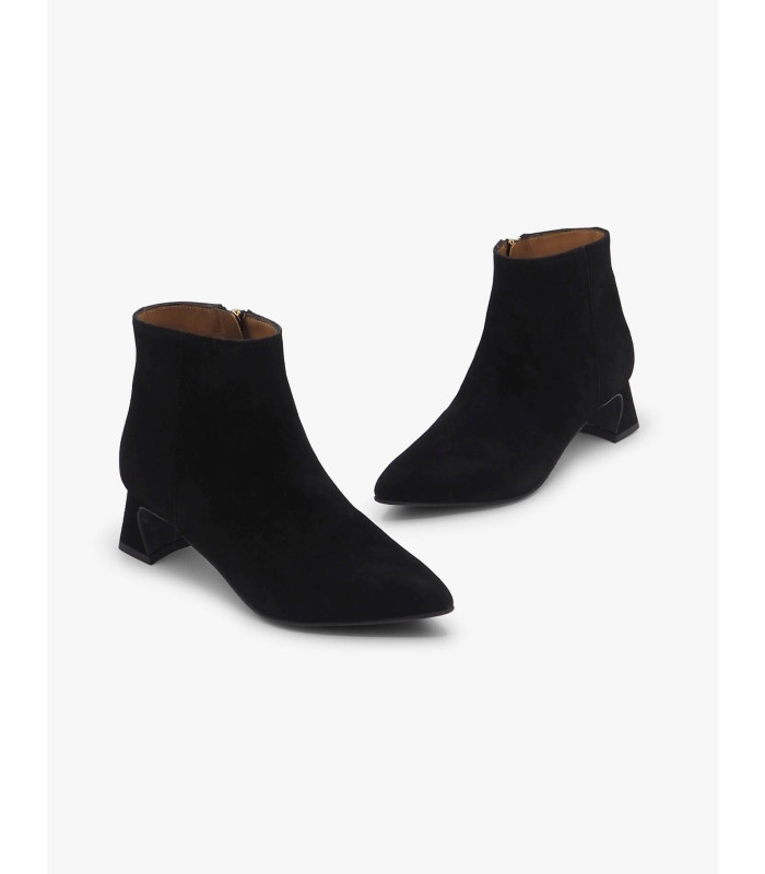 Black ankle boot Laura Deza - image 4