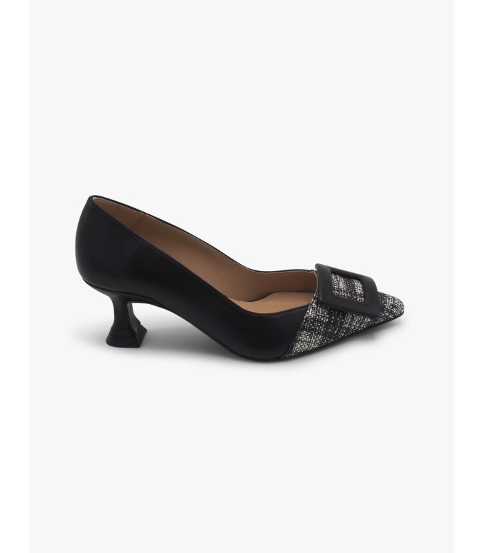 Black buckle court shoe Dansi