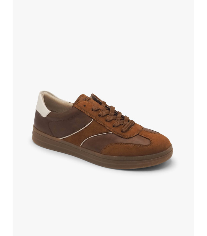 Sneakers camel