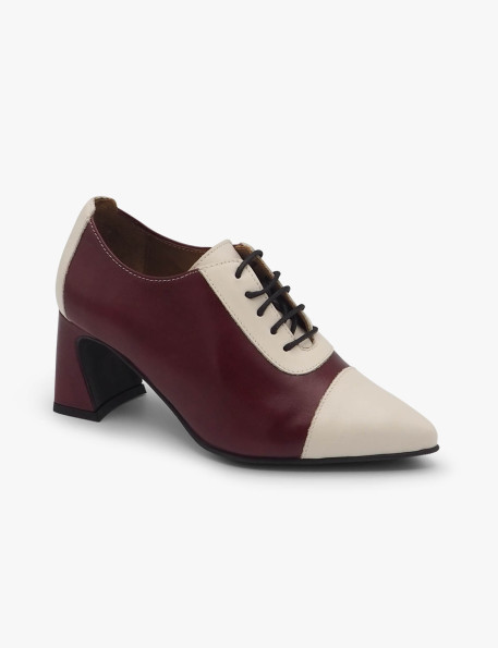 Lace-up shoe Laura Deza - image 2