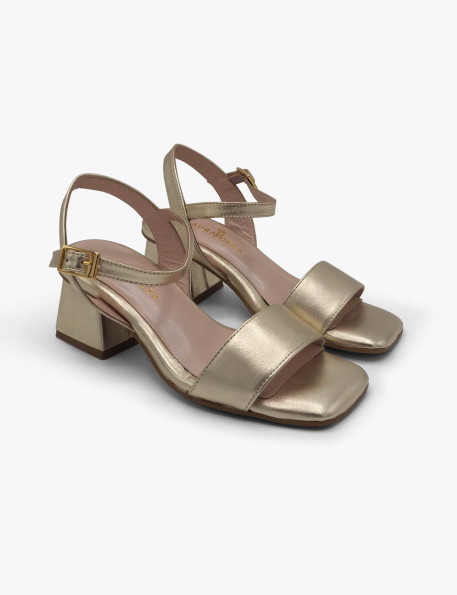 Sandalia oro