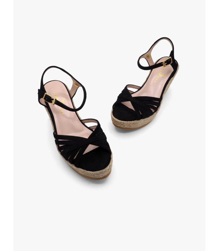 Alpargata ante negro