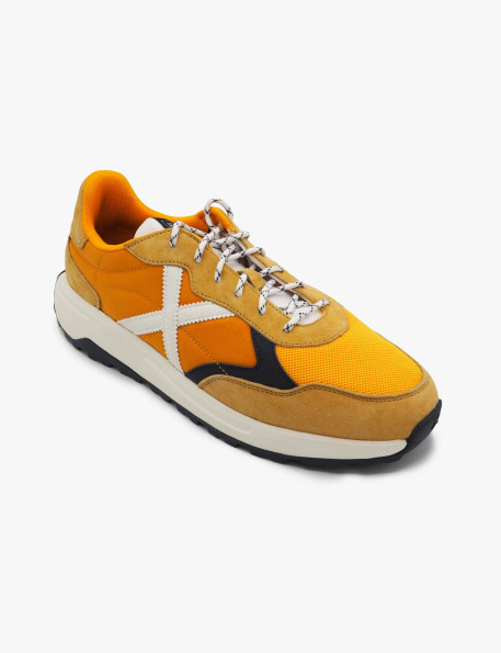 Babel 16 yellow sneakers Munich