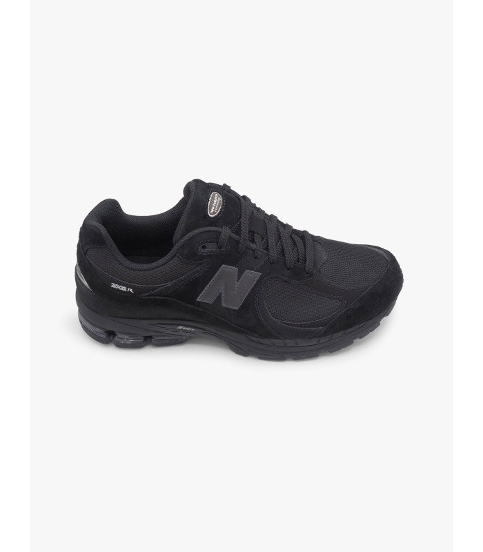 Black New Balance 2002 R