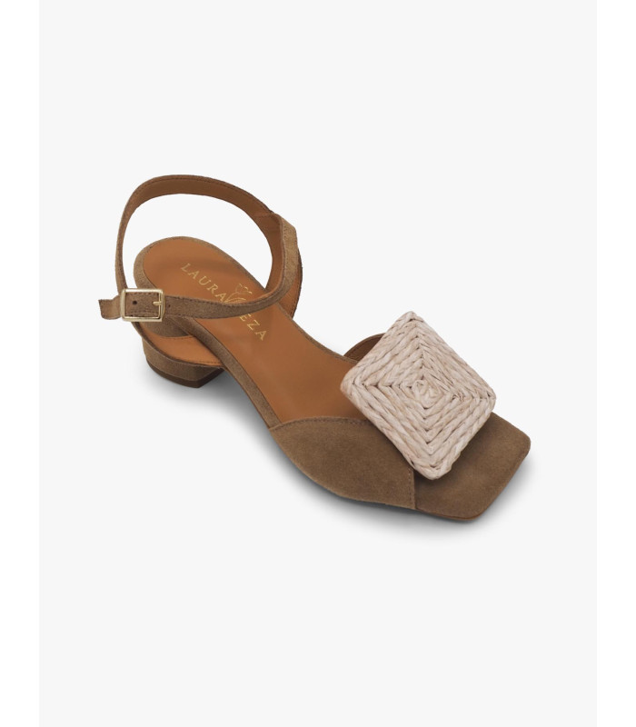 Taupe sandal Laura Deza