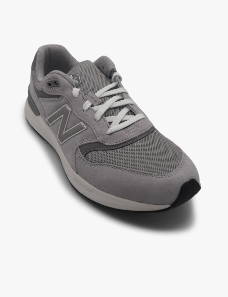 New Balance 6he