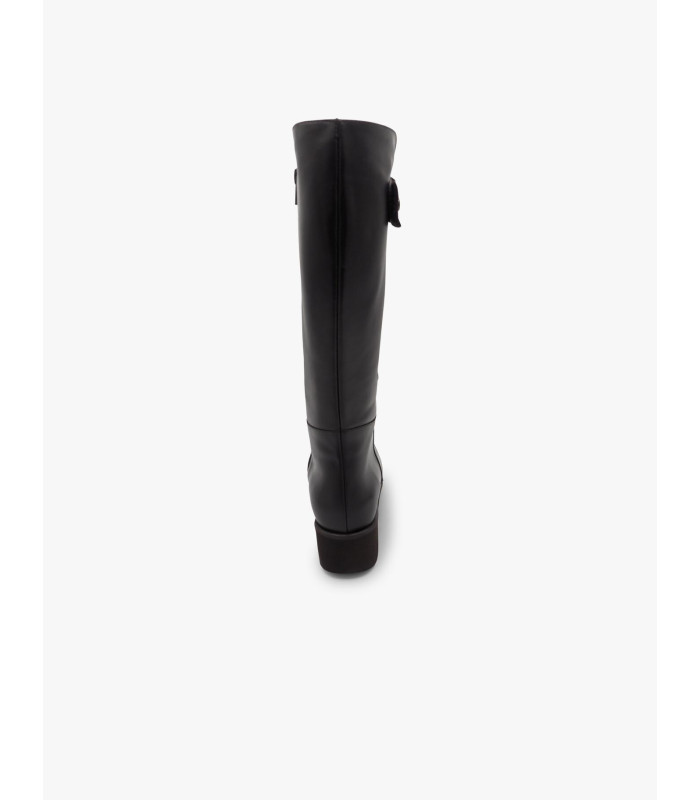 Bota negra