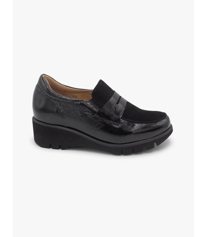Mocasín negro