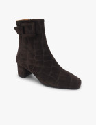 Mahogany boot Dansi