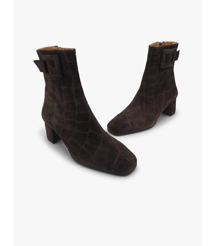 Bota caoba