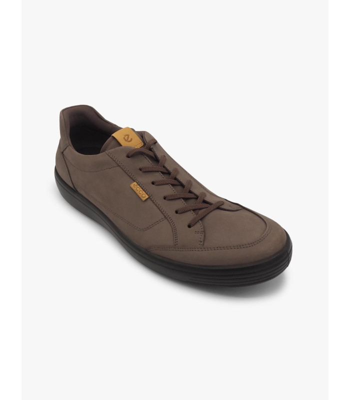 Casual taupe