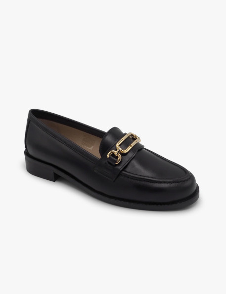 Mocasín negro