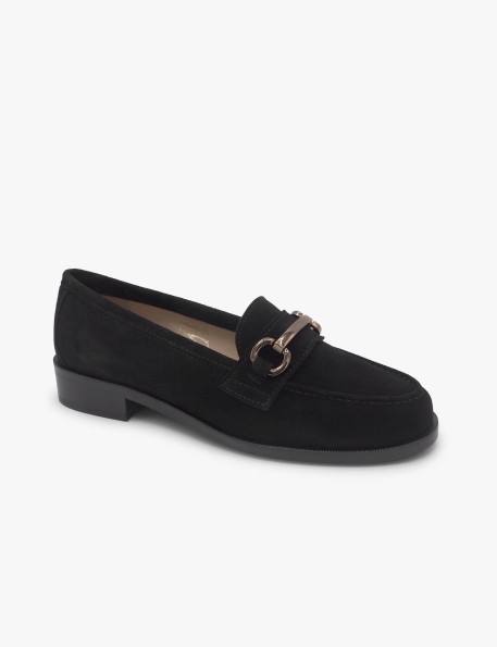 Mocasín negro