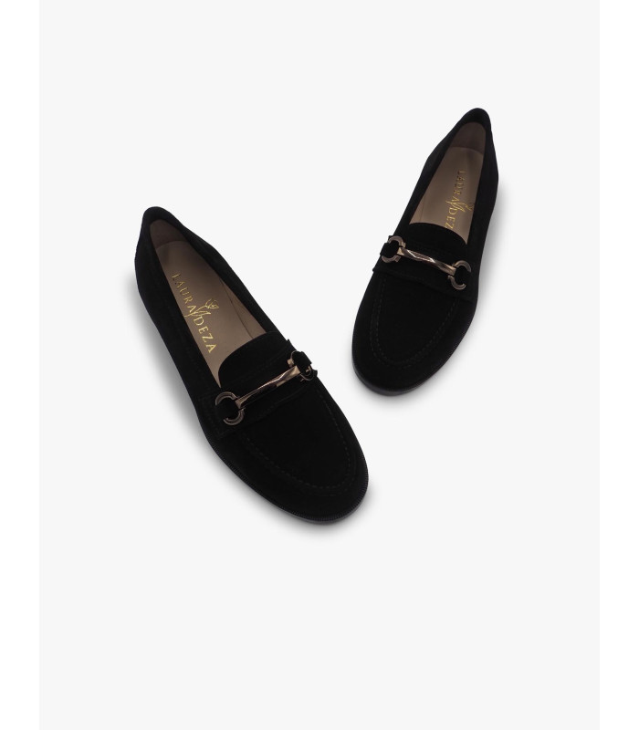 Mocasín negro