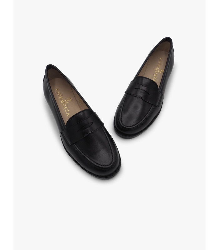 Mocasín negro