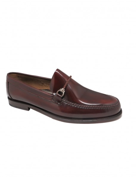 Loafer with braided trim