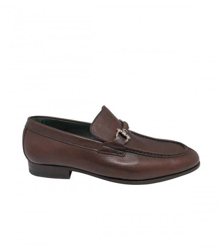 mocasín marrón